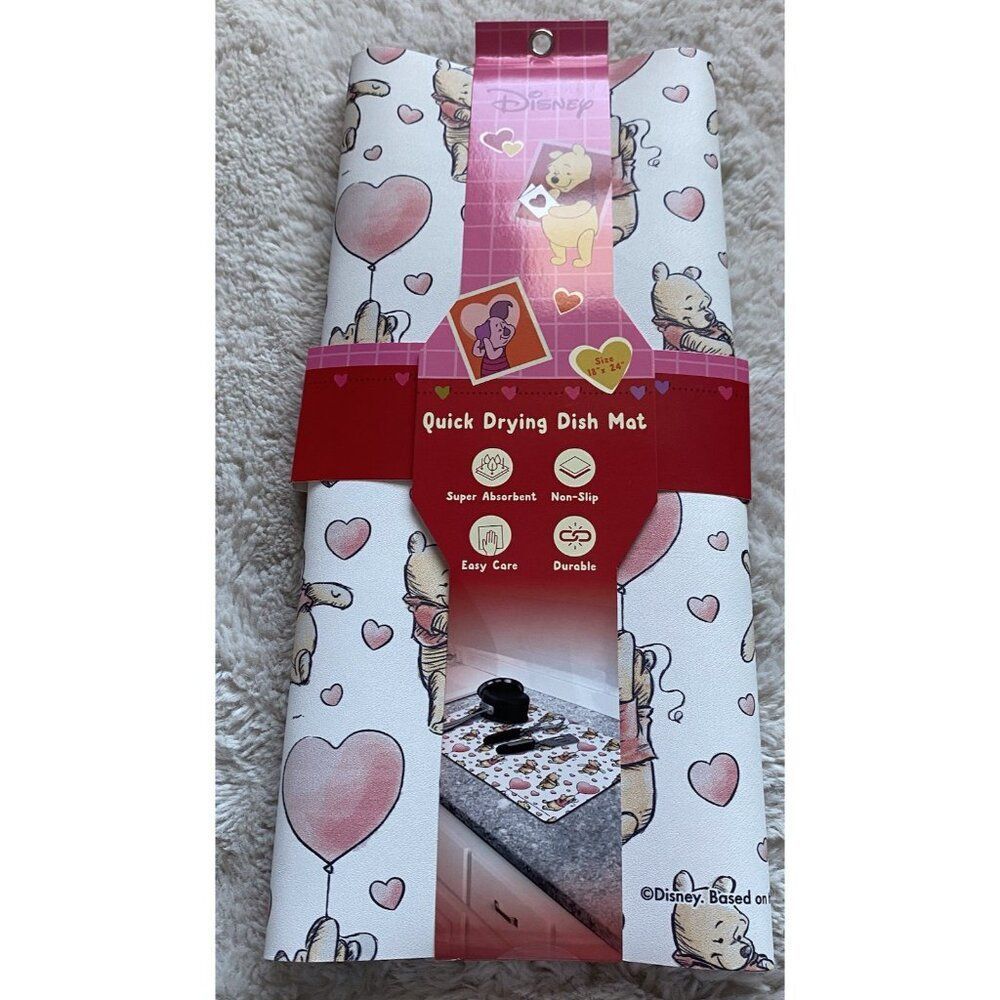 Disney Winnie The Pooh  QUICK DRYING RUBBER Kitchen Mat Valentines 18 X 24” NEW